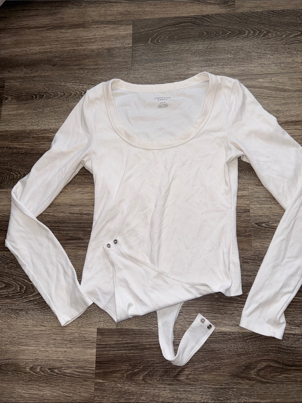 American Eagle Outfitters White Long-Sleeve Scoop Neck Bodysuit